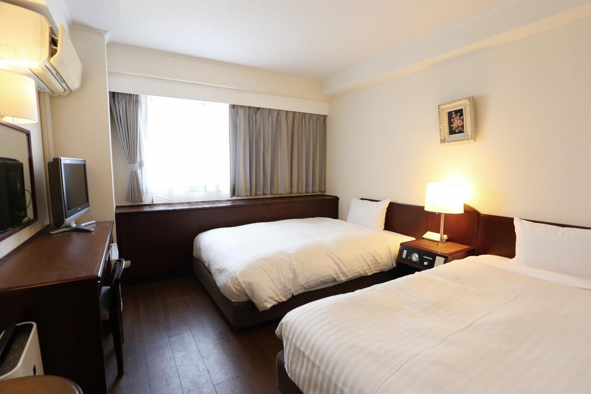 Hotel Castle Inn Yokkaichi Exterior foto