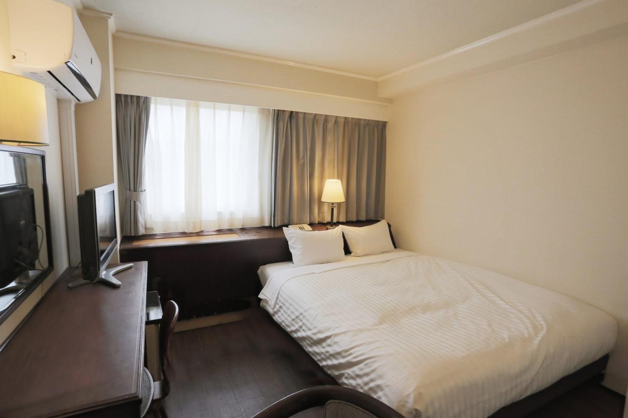 Hotel Castle Inn Yokkaichi Exterior foto